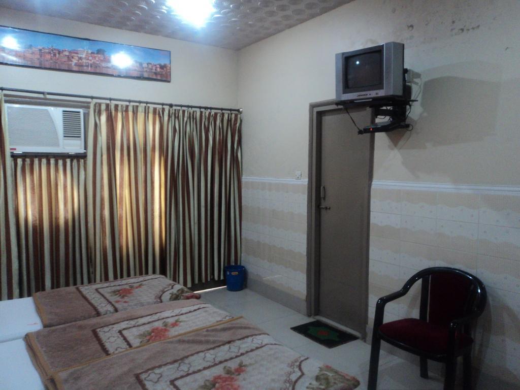 Hotel Jyoti Varanasi Eksteriør billede